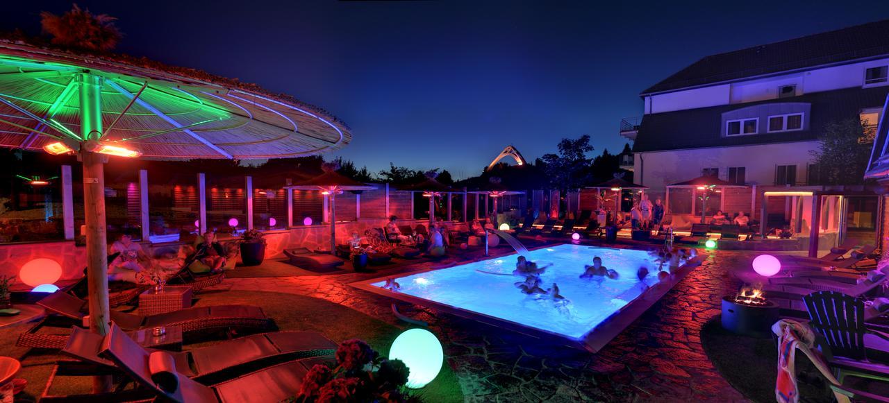 Vakantiehotel Der Brabander Winterberg Exterior photo